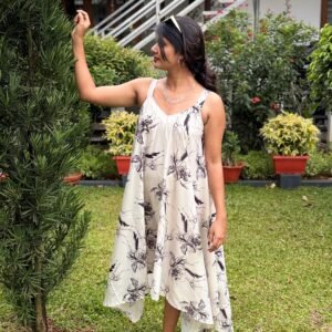 Off-White Floral Asymmetrical Vacay Outfit