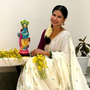 Off-White Floral Embroidered Mul Cotton Saree